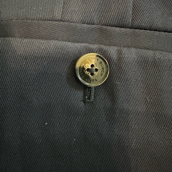 NWT Women’s Tory Burch Tessa Short - Size 12 - Picture 4 of 5